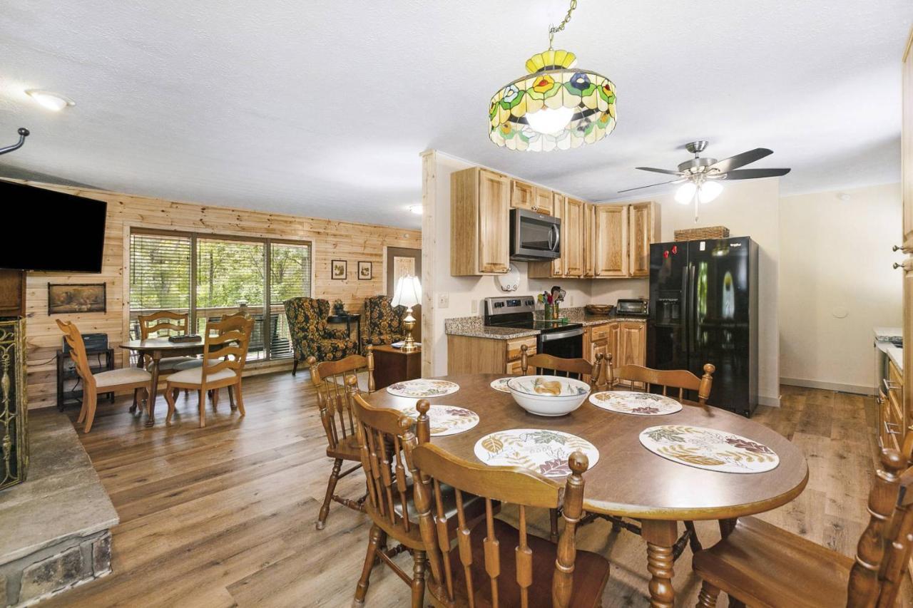 Knot A Kabin Pigeon Forge Bagian luar foto