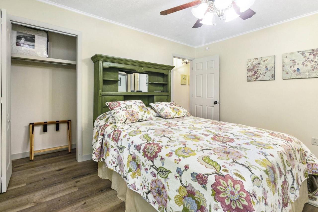 Knot A Kabin Pigeon Forge Bagian luar foto